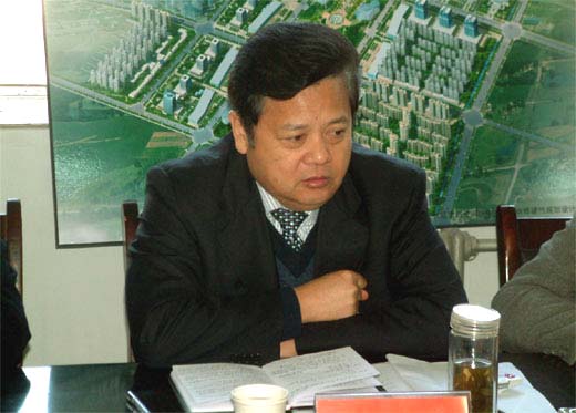 图文石克生到长葛市调研推进区项目建设时强调以项目为龙头推动集聚区